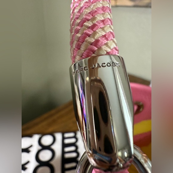 Marc Jacobs The Bucket Bag - Picture 13 of 14